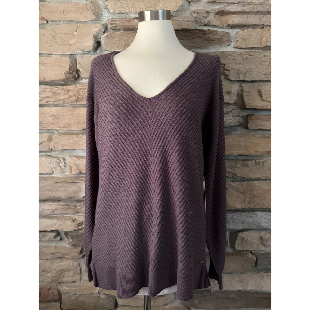 NEW Glyder Luxury Rib‎ Sweater Berry Wine V-Neck Long Sleeve Purple Knit M